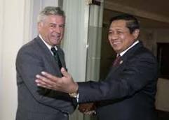 Pieter Feith and President Yudhoyono